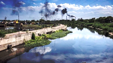 雷茨空氣懸浮風(fēng)機(jī)：讓“一個(gè)造紙廠”不再“污染一條河”！